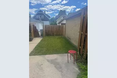 2740 N 56th St, Milwaukee, WI 53210 - Photo 12