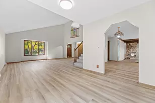 14840 W Oklahoma Ct, New Berlin, WI 53151 - Photo 20