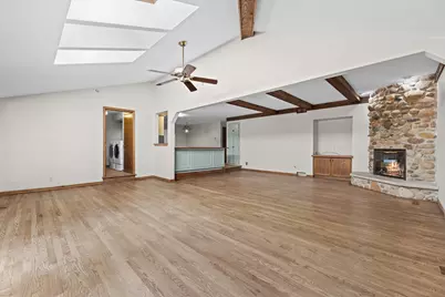 14840 W Oklahoma Ct, New Berlin, WI 53151 - Photo 12