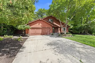 14840 W Oklahoma Ct, New Berlin, WI 53151 - Photo 2