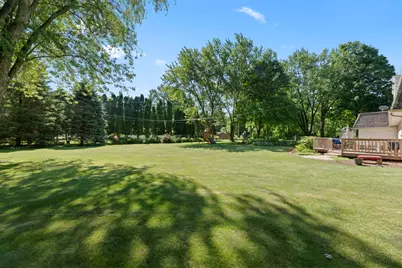 N8104  Lasalle Cir, Ixonia, WI 53066 - Photo 40
