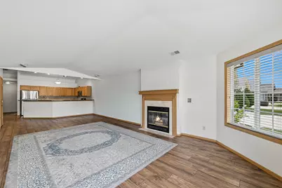 2011  27th Ave, Kenosha, WI 53140 - Photo 6