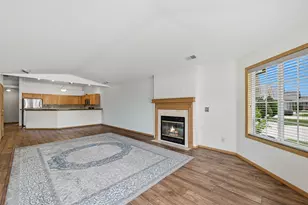 2011 27th Ave, Kenosha, WI 53140 - Photo 6