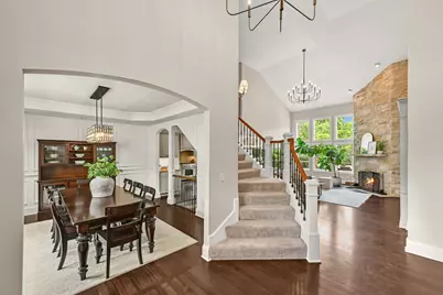 14165 N Pine Bluff Rd, Mequon, WI 53097 - Photo 4