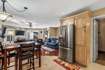N115W16889  El Camino Dr, Germantown, WI 53022 - Photo 10