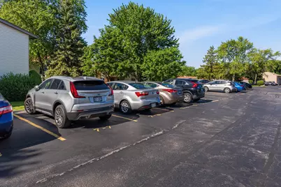 N115W16889  El Camino Dr, Germantown, WI 53022 - Photo 18