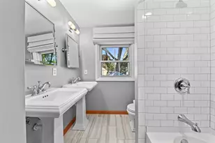 10336 W Park Ridge Ave, Wauwatosa, WI 53222 - Photo 18