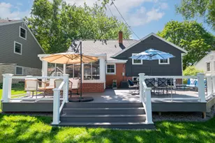 10336 W Park Ridge Ave, Wauwatosa, WI 53222 - Photo 32