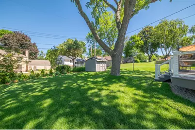 10336 W Park Ridge Ave, Wauwatosa, WI 53222 - Photo 30