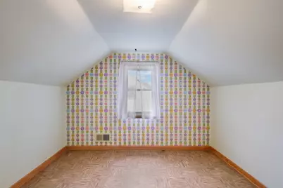 1013  Lowell St, Two Rivers, WI 54241 - Photo 16