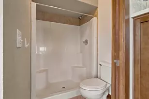 9335 W Mount Zion Dr, Milwaukee, WI 53224 - Photo 16