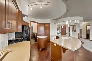 9335 W Mount Zion Dr, Milwaukee, WI 53224 - Photo 8