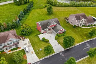 9335 W Mount Zion Dr, Milwaukee, WI 53224 - Photo 42
