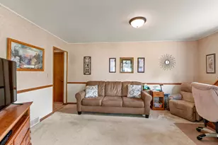 924 N 18th Ave, West Bend, WI 53090 - Photo 16
