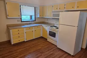719 Holland Ave, Delavan, WI 53115 - Photo 8