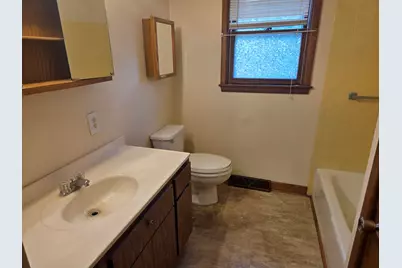 719  Holland Ave #2, Delavan, WI 53115 - Photo 12