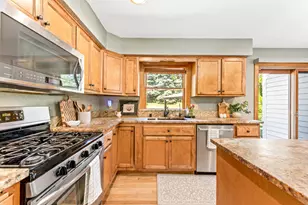 3106 Fox Ridge Dr, Waukesha, WI 53189 - Photo 16
