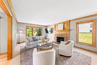 3106  Fox Ridge Dr, Waukesha, WI 53189 - Photo 10