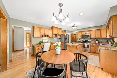 3106  Fox Ridge Dr, Waukesha, WI 53189 - Photo 18