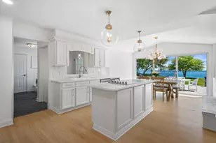 13334 N Lakewood Dr, Mequon, WI 53097 - Photo 10