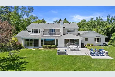 13334 N Lakewood Dr, Mequon, WI 53097 - Photo 4