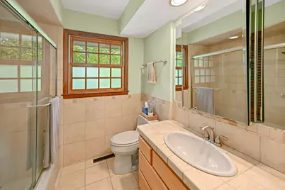 N68W13566  Ranch Rd, Menomonee Falls, WI 53051 - Photo 18