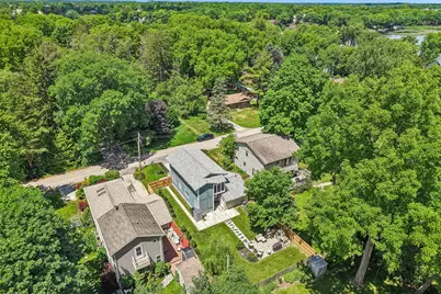 924  Nagawicka St, Delafield, WI 53018 - Photo 58