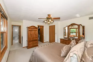 14335 W Meadowshire Ct, New Berlin, WI 53151 - Photo 30