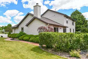 14335 W Meadowshire Ct, New Berlin, WI 53151 - Photo 44