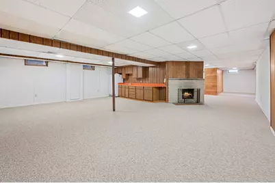 1603 W Zedler Ln, Mequon, WI 53092 - Photo 18