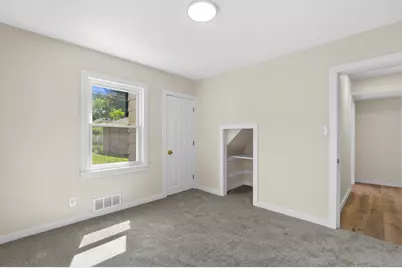 2126 S 80th St #2128, West Allis, WI 53219 - Photo 12