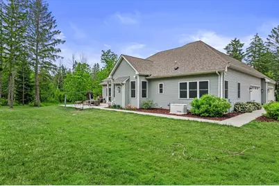 2351  27th St, Racine, WI 53108 - Photo 48
