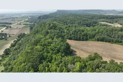 1000  Glomstad Rd, Holmen, WI 54636 - Photo 16