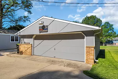 5835 S 92nd St, Hales Corners, WI 53130 - Photo 44