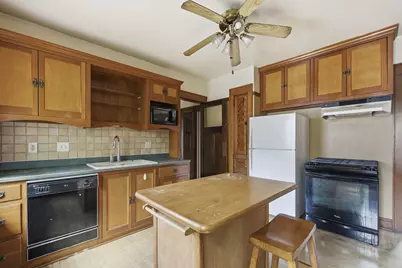 2482 N Frederick Ave #2484, Milwaukee, WI 53211 - Photo 32