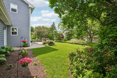 5224  Percival Ln, Racine, WI 53406 - Photo 10