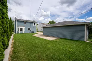 1139 S 120th St, West Allis, WI 53214 - Photo 18