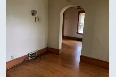 1322 W Hopkins St #1322-A, Milwaukee, WI 53206 - Photo 10