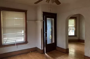 1322 W Hopkins St, Milwaukee, WI 53206 - Photo 8