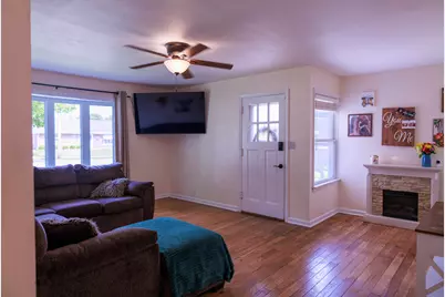 1736  Lathrop Ave, Racine, WI 53405 - Photo 10