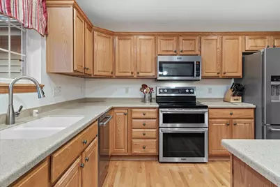1718  Tumbleweed Cir, West Bend, WI 53095 - Photo 18