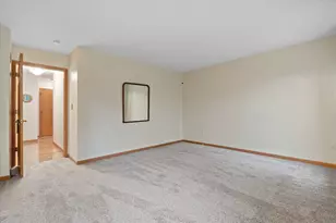 1718 Tumbleweed Cir, West Bend, WI 53095 - Photo 22