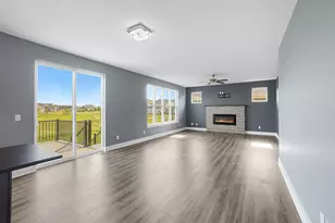 1390 Foxwood Pass, Oconomowoc, WI 53066 - Photo 4