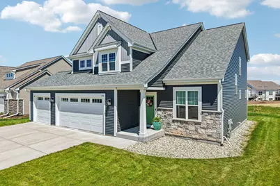 1390  Foxwood Pass, Oconomowoc, WI 53066 - Photo 1