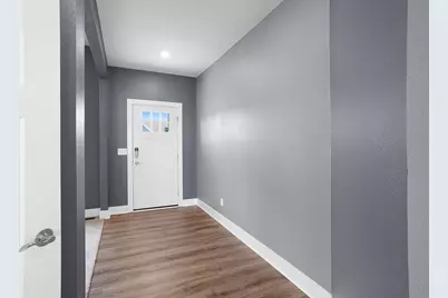 1390  Foxwood Pass, Oconomowoc, WI 53066 - Photo 18