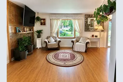 214 S 65th St, Milwaukee, WI 53214 - Photo 8