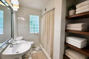 214 S 65th St, Milwaukee, WI 53214 - Photo 20