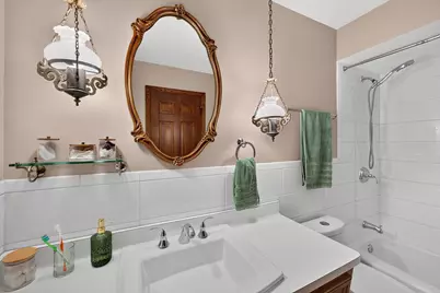 8308 N Indian Creek Pkwy, Fox Point, WI 53217 - Photo 26
