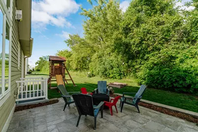 W193N5889  Canary Dr, Menomonee Falls, WI 53051 - Photo 34
