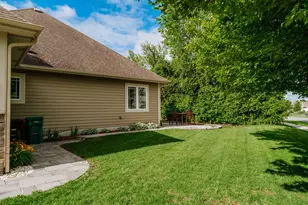 W193N5889 Canary Dr, Menomonee Falls, WI 53051 - Photo 32